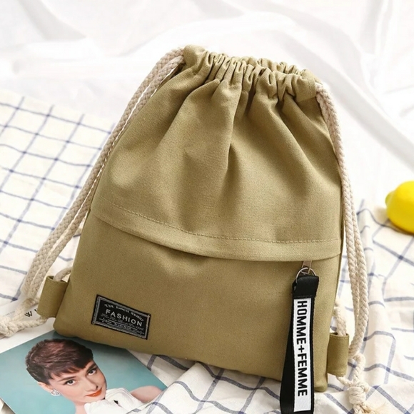 Draw string backpack - Picture 3 of 4